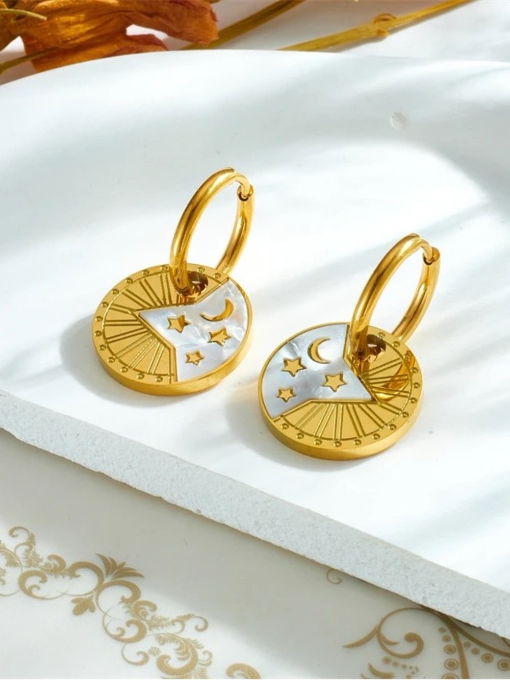 3/$40 NWT Celestial ⭐️🌙 Hoop Earrings